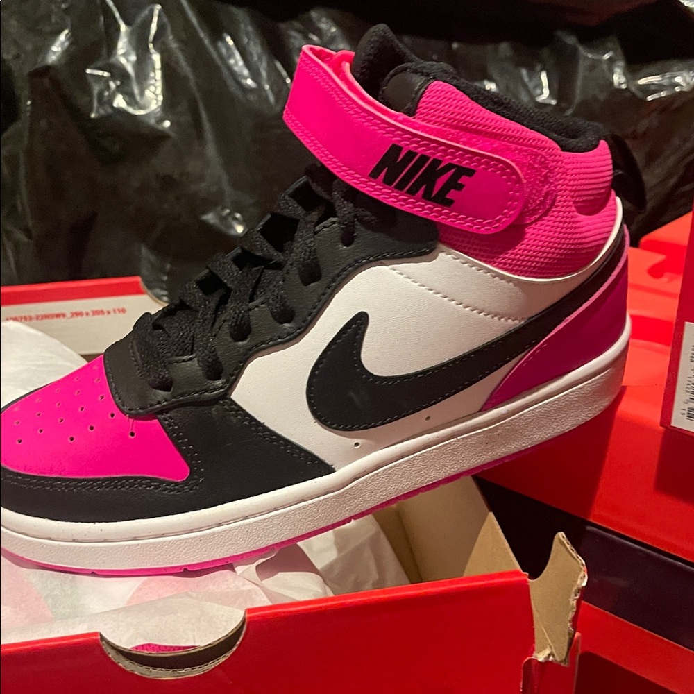 Nike Court Borough Mid 2 Big Girl